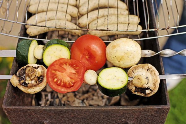 grilling, grill, spied