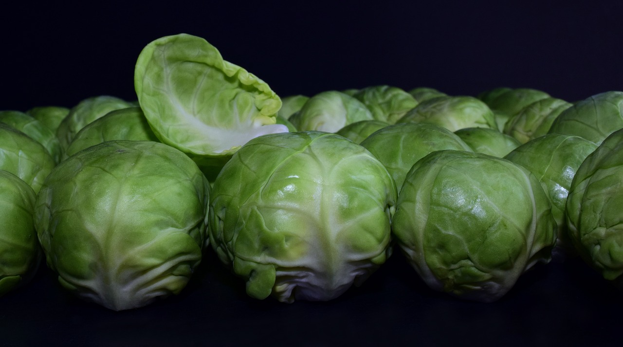 brussels sprouts, green, round