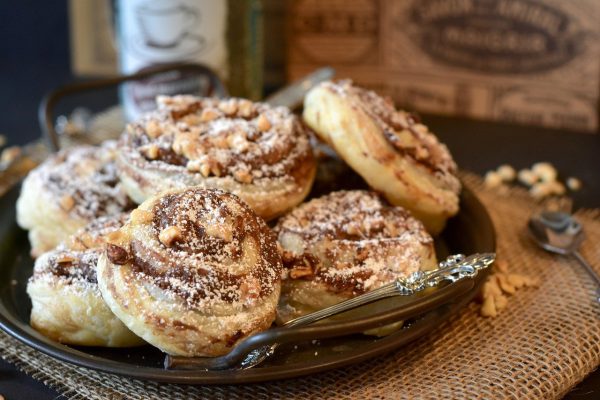 pastries, puff pastry, to bake