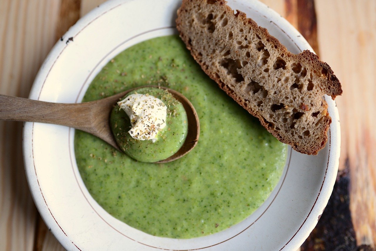 soup, broccoli, plate