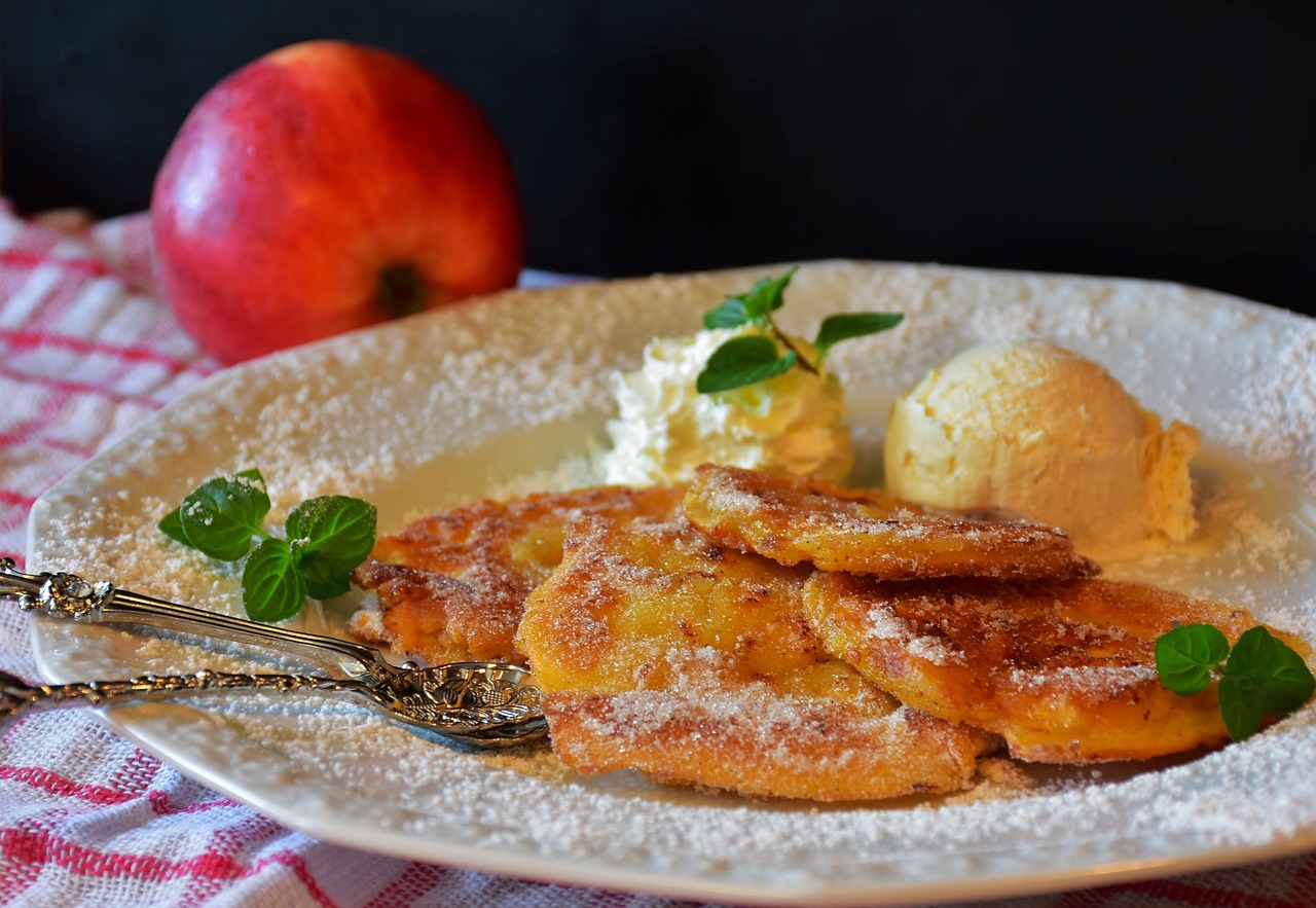 apfelkuechle, apple fritters, apples