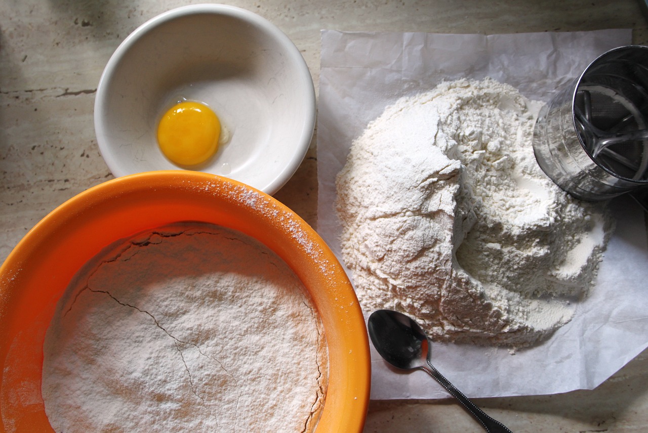 yeast dough, cake, egg