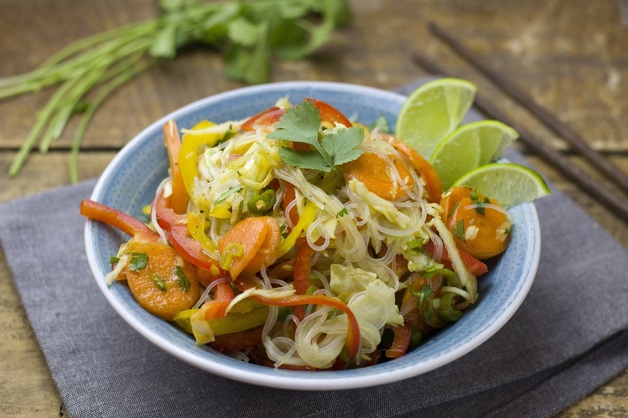 glass noodle salad, salad, noodles