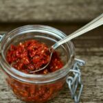 tomatoes, sun dried tomatoes, oil