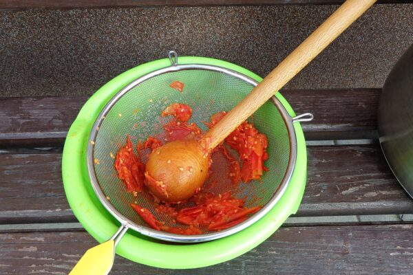 tomatoes, tomato puree, preserves