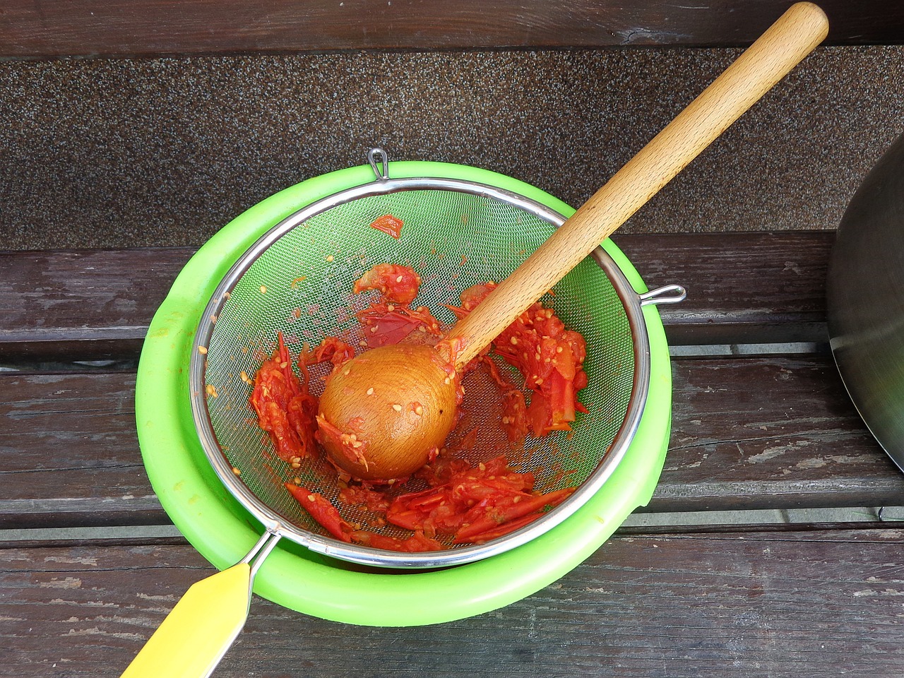 tomatoes, tomato puree, preserves